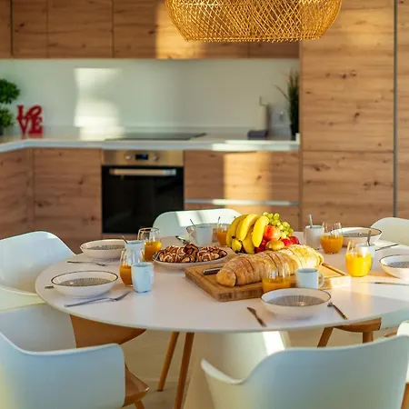 Casa Calmos Feriehus *